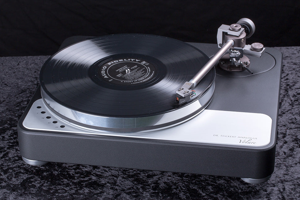 Dr. Feickert Analogue