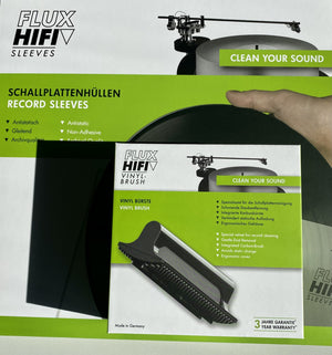 Bundle: FLUX-Sleeves (50 Stk. In PE-Verpackung) in Sammler-Box und FLUX-Brush